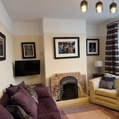 Eileens Townhouse Holiday home *